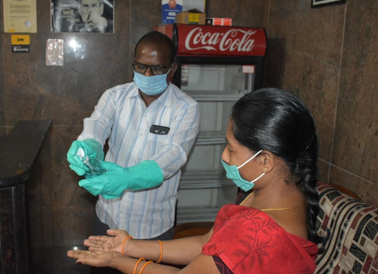Hotel Sahasra Residency Tirupati Eksteriør billede