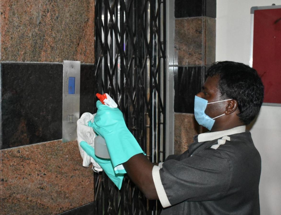 Hotel Sahasra Residency Tirupati Eksteriør billede